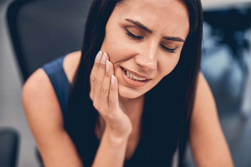 depois de uma extração difícil, que dor é esperada e que dor é sinal de alarme? aprenda a reconhecer a alveolite seca, a infeção e quando contactar o dentista