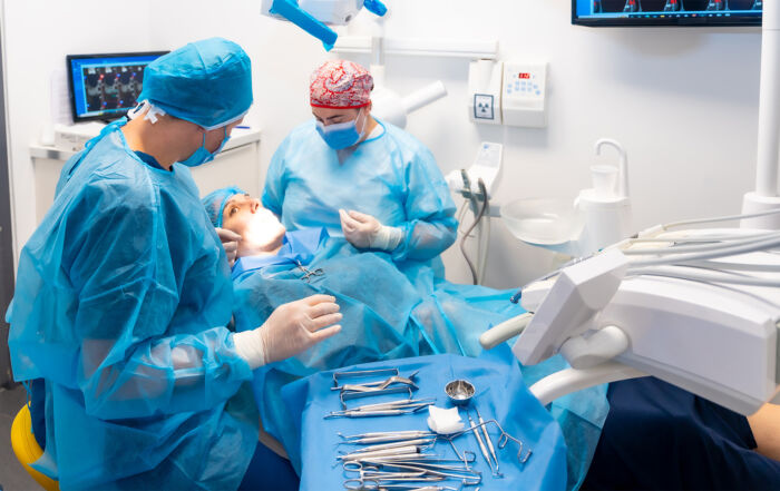 sensibilidade nos dentes vizinhos após um implante1