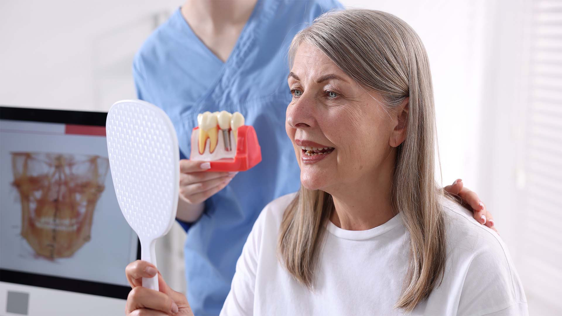 implante num dente da frente o que faz com que pareça mesmo um dente?